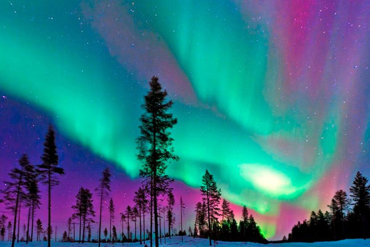 Así se pudieron apreciar las auroras boreales en países del hemisferio norte causadas por una intensa tormenta solar. Twitter / VANGUARDIA