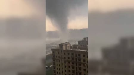 Devastador tornado en el este de China deja cinco muertos, un centenar de heridos y miles de hogares destruidos