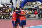 Distriyazco-Carfrisan, campeón del Torneo Interbarrios Q’hubo-La Perla en femenino