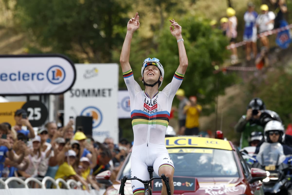 GAVARNIE-GEDRE (France), 09/07/2026.- Slovenian cyclist Tadej Pogacar of UAE Team Emirates XRG celebrates as he crosses the finish line to win Stage 6 of the Tour de France, a 186.2 km route from Pau to Gavarnie-Gedre, France, 09 July 2026. (Ciclismo, Francia) EFE/EPA/YOAN VALAT
