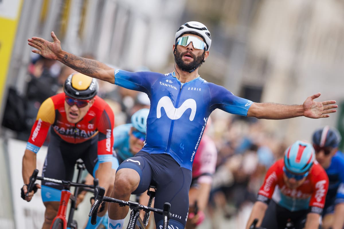 Geneva (Switzerland), 30/04/2023.- Colombian rider Fernando Gaviria Rendon of team Movistar celebrates winning the fifth and last stage, a 170,8 km race between Vufflens-la-Ville and Geneva at the 76th Tour de Romandie UCI World Tour Cycling race, in Geneva, Switzerland, 30 April 2023. (Ciclismo, Suiza, Ginebra) EFE/EPA/VALENTIN FLAURAUD