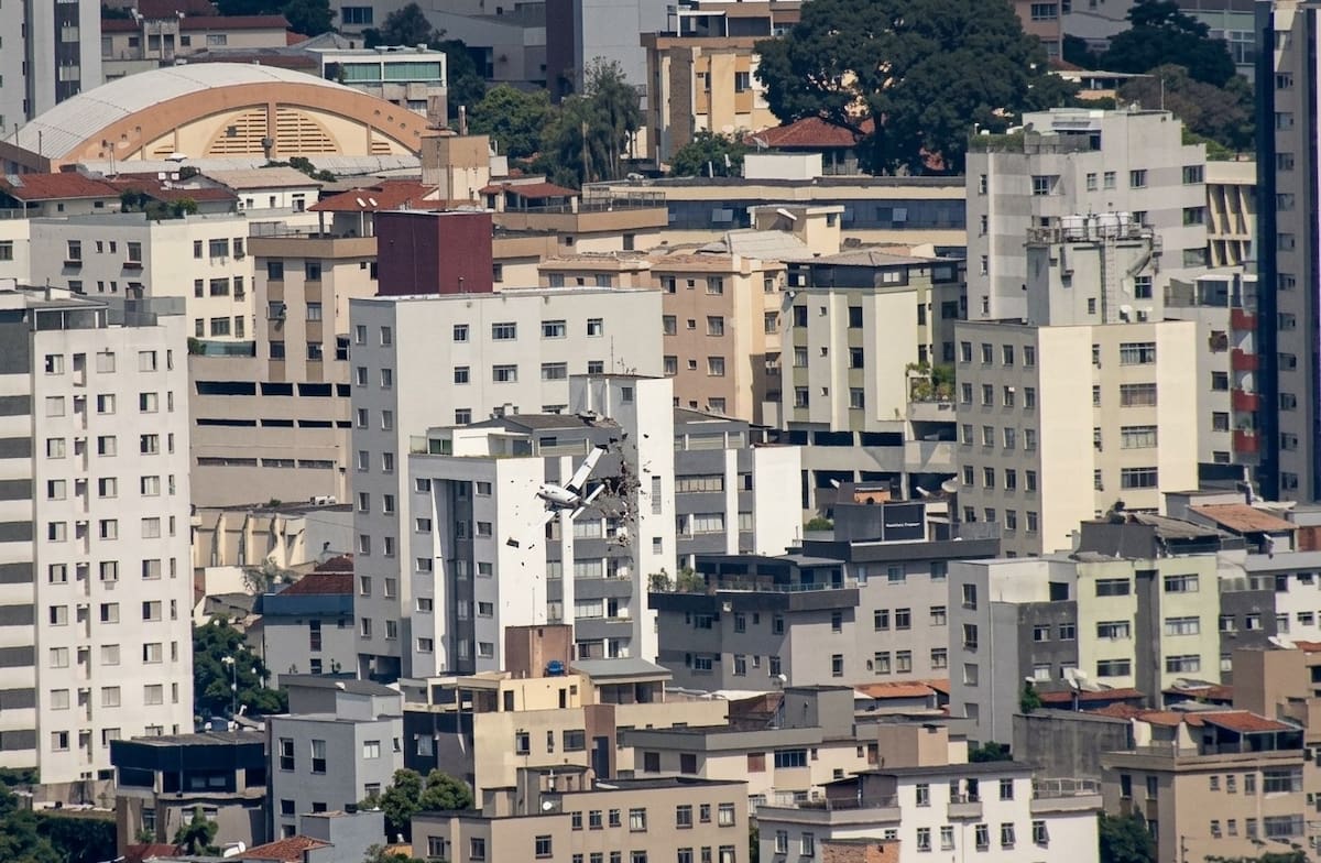 Tragedia aérea en Brasil por una avioneta que impactó un edificio de apartamentos. | Foto: Tomado de Video