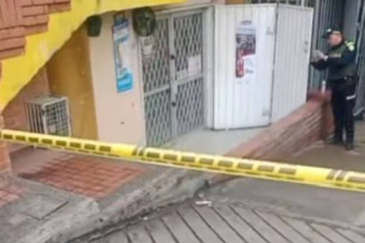 Tragedia en Bucaramanga: adulto mayor murió tras caer por escaleras de la plaza de mercado