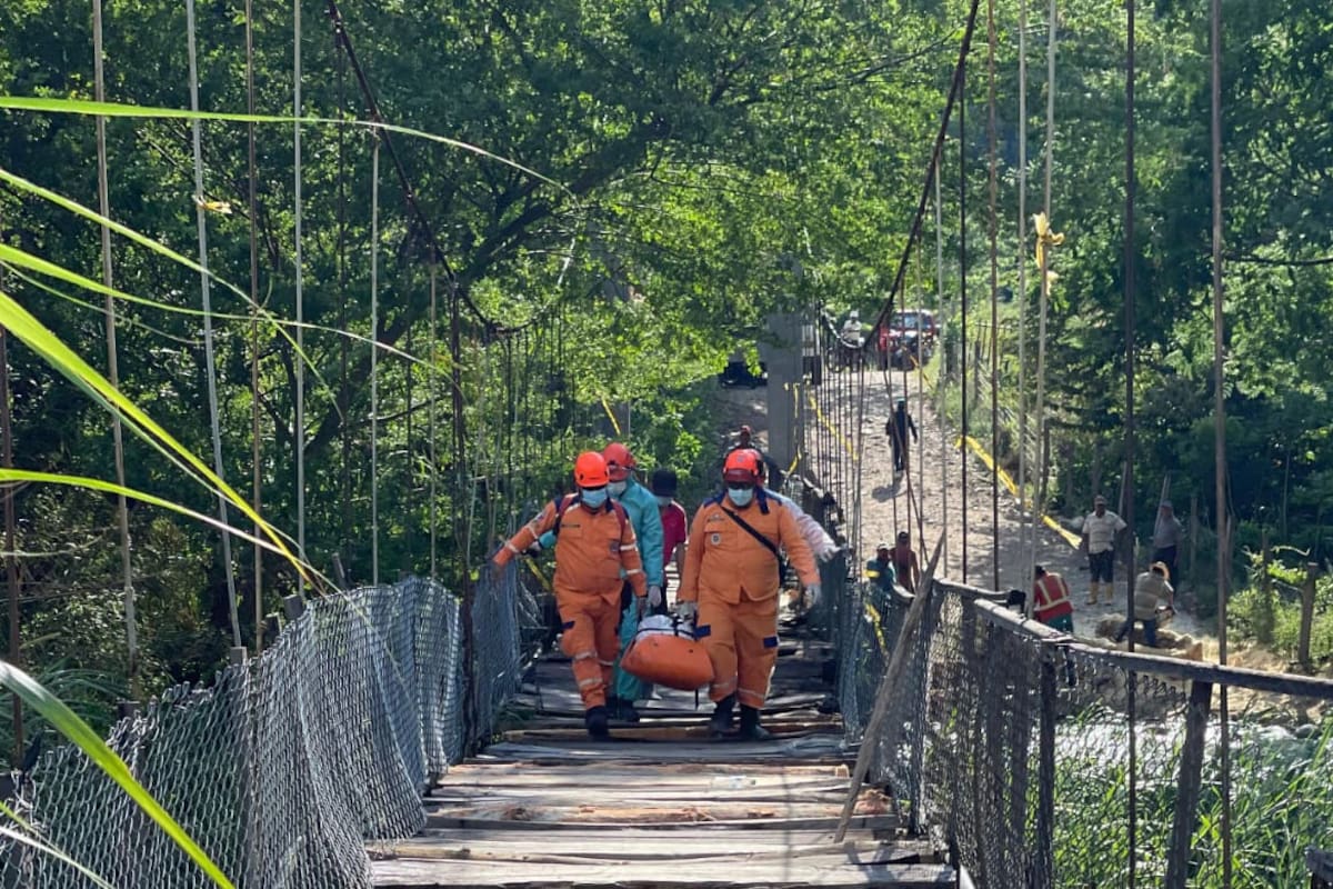 Trágico hallazgo en zona rural de Piedecuesta: recuperan cuerpo de hombre desaparecido. Foto suministrada defensa civil.