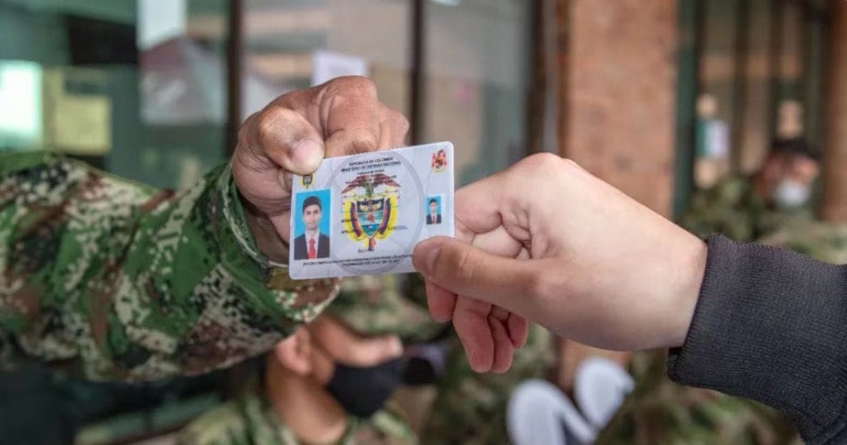 Tras radicar la solicitud, comienza la etapa que más incertidumbre causa: el pago de la cuota única de compensación militar.