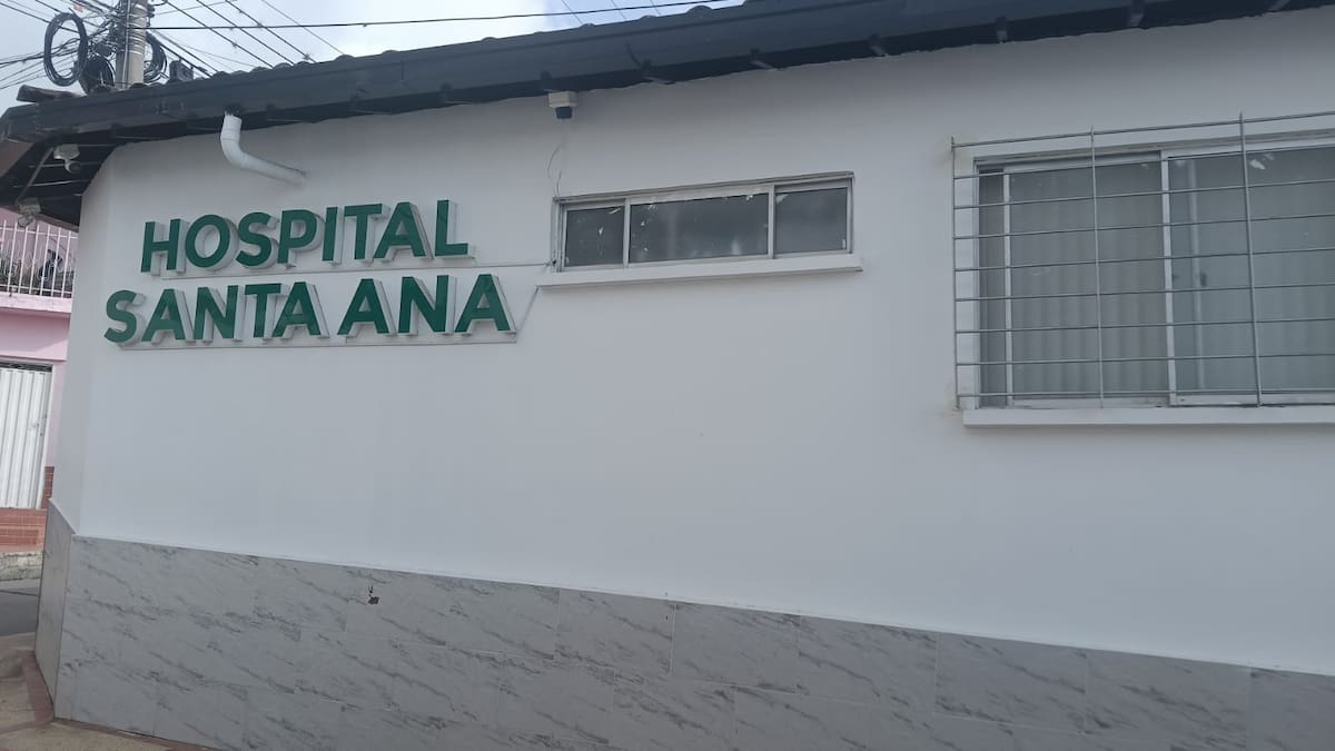 Tres de los lesionados fueron trasladados a centros médicos por la gravedad de las heridas.