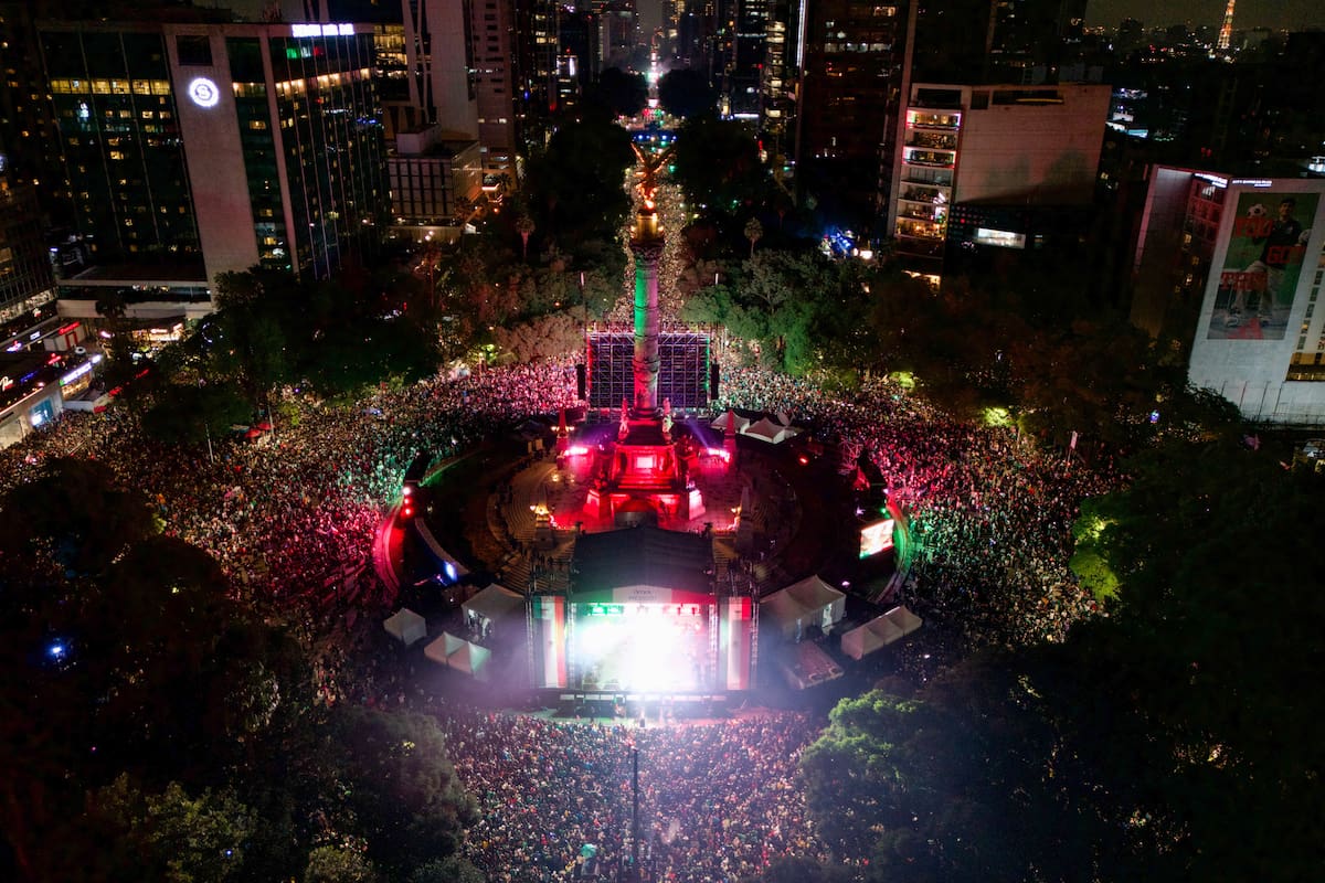 Tres muertos por asfixia durante los festejos por el triunfo de México en el Mundial. | Foto: Efe.