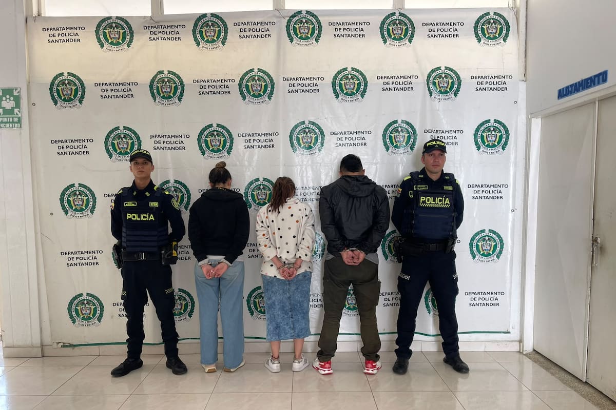Tres personas fueron capturadas tras el hurto ocurrido en Curití, Santander.