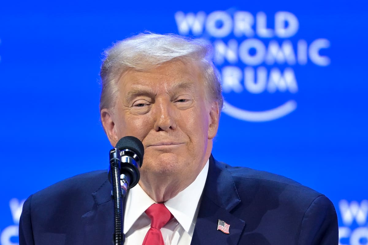 Trump publica imagen con IA y desata polémica por mapa que incluye a Venezuela, Canadá y Groenlandia.