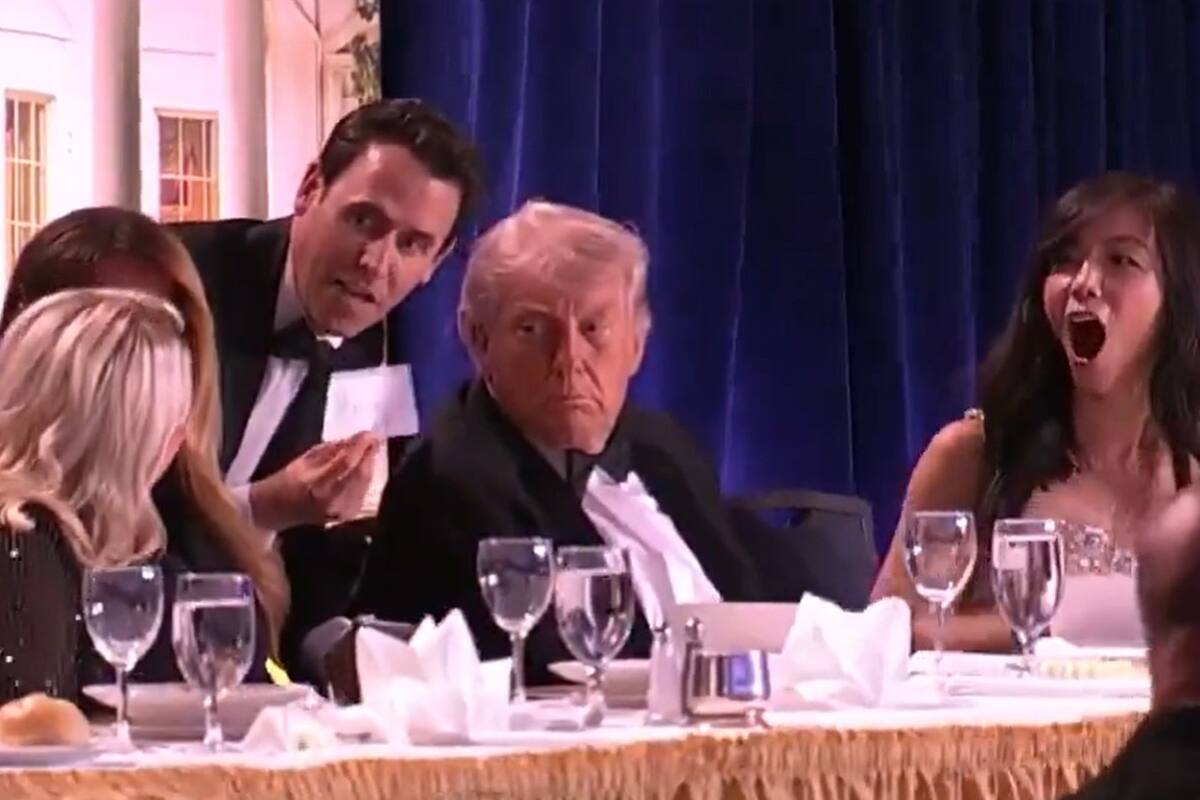 Donald Trump es evacuado de la cena de corresponsales de la Casa Blanca tras incidente de seguridad.