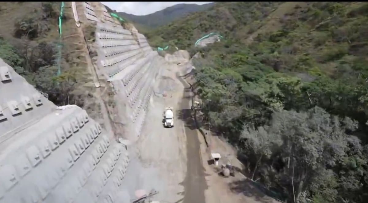 Túnel del Toyo, una megaobra que transformará la movilidad en Antioquia y acercará al país a los puertos del Caribe.
Foto tomada de: Pantallazo video de X