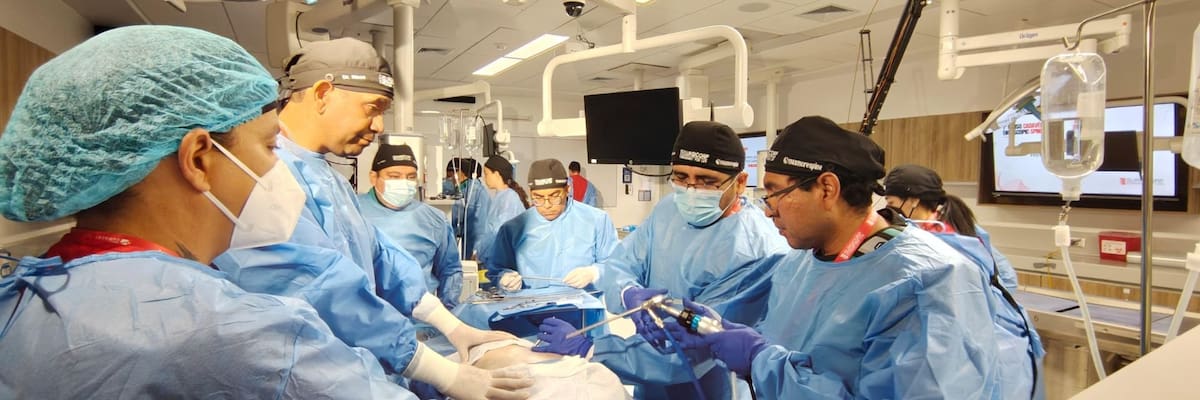Imágenes de la intervención quirúrgica.