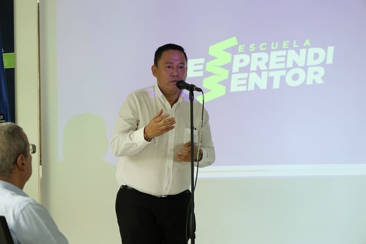 Luis Reina.