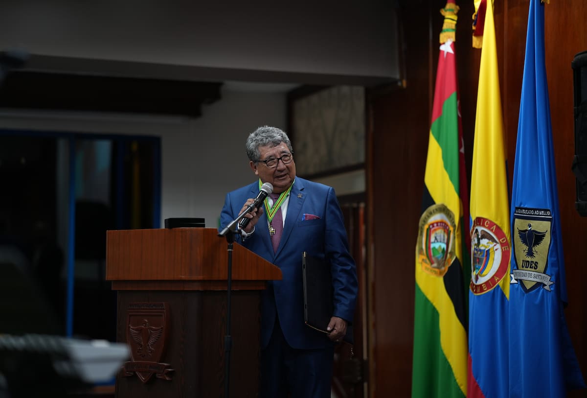 Patricio López Jaramillo, rector de la UDES.