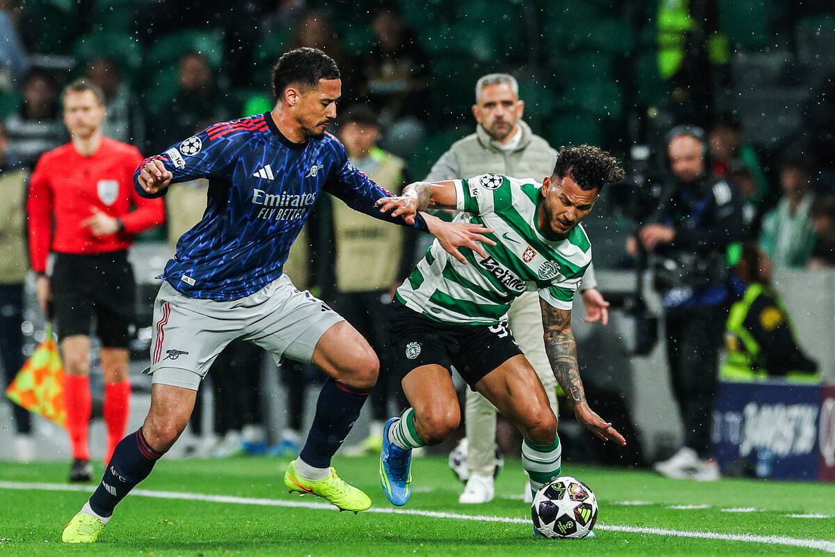 Lisbon (Portugal), 07/04/2026.- Sporting player Luis Suarez (R) in action against Arsenal player William Saliba during the UEFA Champions League quarter-final first leg soccer match between Sporting CP and Arsenal FC at Jose Alvalade Stadium in Lisbon, Portugal, 07 April 2026. (Liga de Campeones, Lisboa) EFE/EPA/MIGUEL A. LOPES
