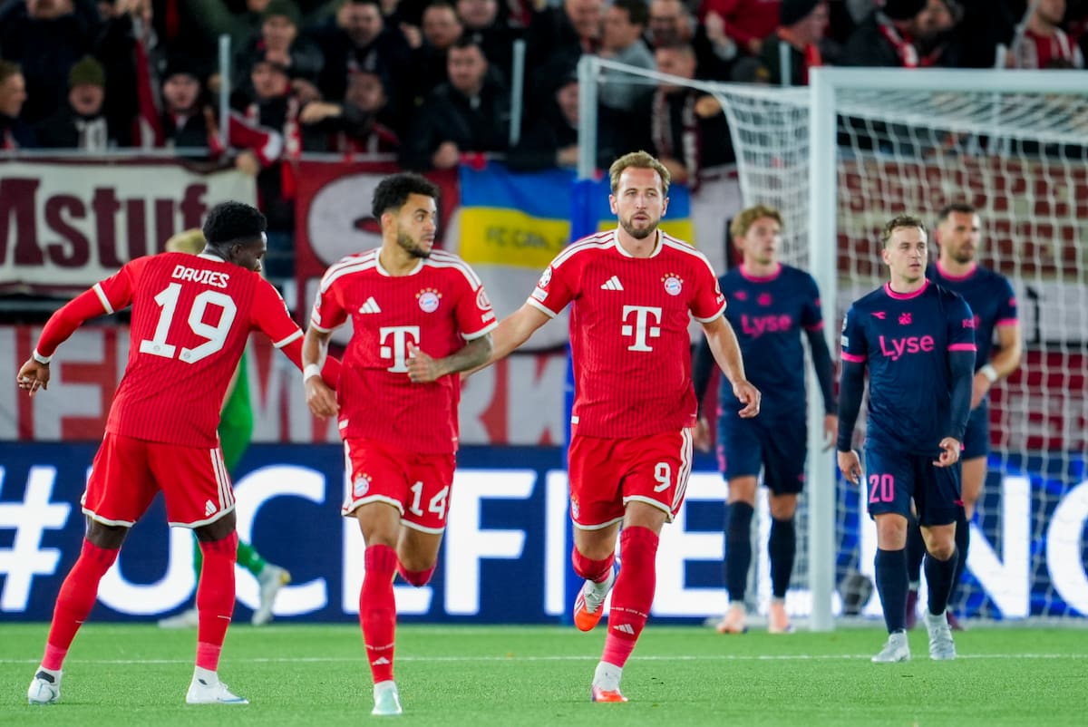 Stavanger (Norway), 13/10/2026.- Bayern Munich's Harry Kane celebrates after the 2-2 goal during the UEFA Champions League football match between Viking and Bayern Munich at Lyse Arena in Stavanger, Norwa, 13 October 2026. (Liga de Campeones, Noruega) EFE/EPA/Lise Aserud NORWAY OUT