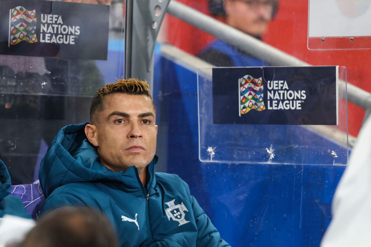 Oslo (Noruega), 27/09/2026.- Portugal's Cristiano Ronaldo sits on the bench during the UEFA Nations League soccer match between Norway and Portugal at Ullevaal Stadium in Oslo, Norway, 27 September 2026. (Noruega) EFE/EPA/PAULO NOVAIS