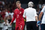 Luego del abandono de la selección de Portugal, Cristiano Ronaldo enfrenta una posible sanción