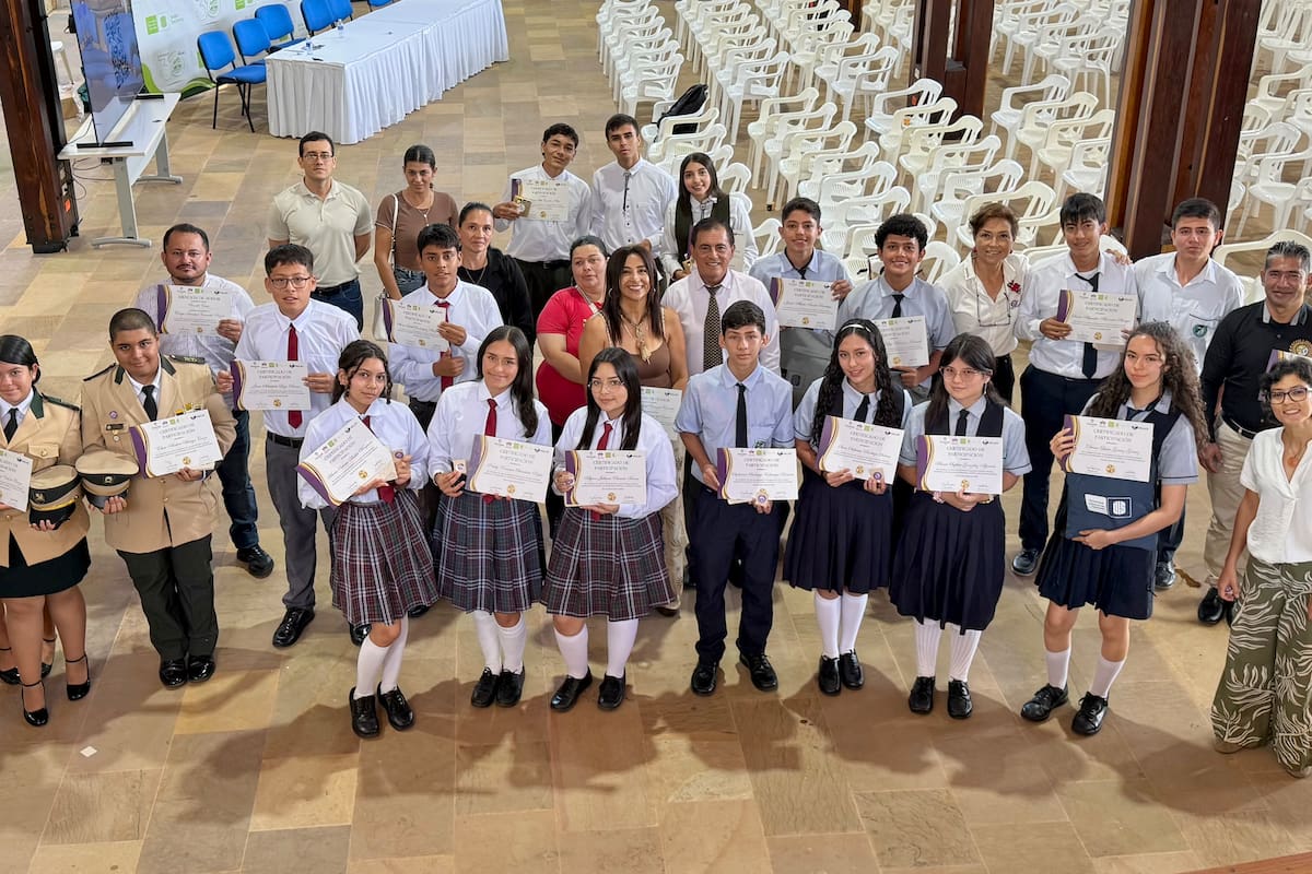 Estudiantes de los colegios Universitario, Instituto Técnico Industrial Monseñor Carlos Ardila García, Colegio Avelina Moreno y Militar General Santander participaron en el proyecto.