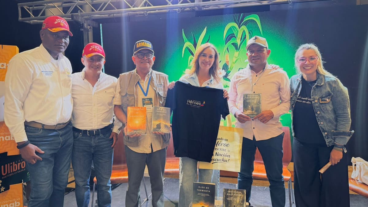 Veteranos de la Fuerza Pública compartieron su memoria en Ulibro 2026