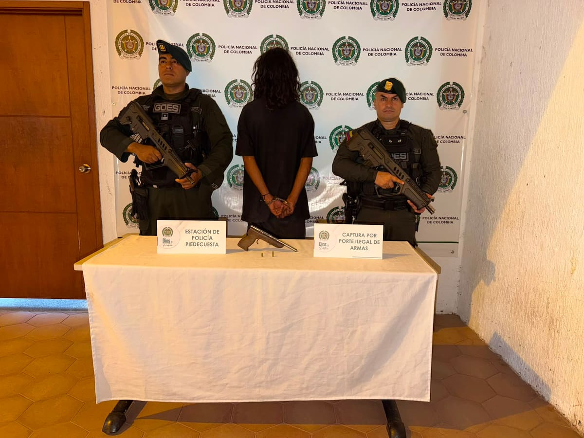 Un hombre fue capturado en Piedecuesta con una pistola artesanal y dos cartuchos.