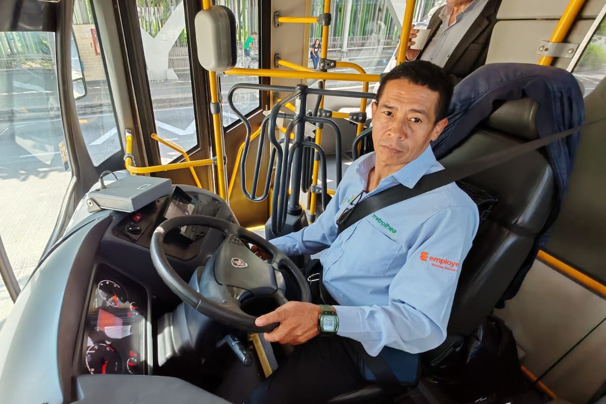 Cada uno de estos buses padrones tiene capacidad para 80 pasajeros.