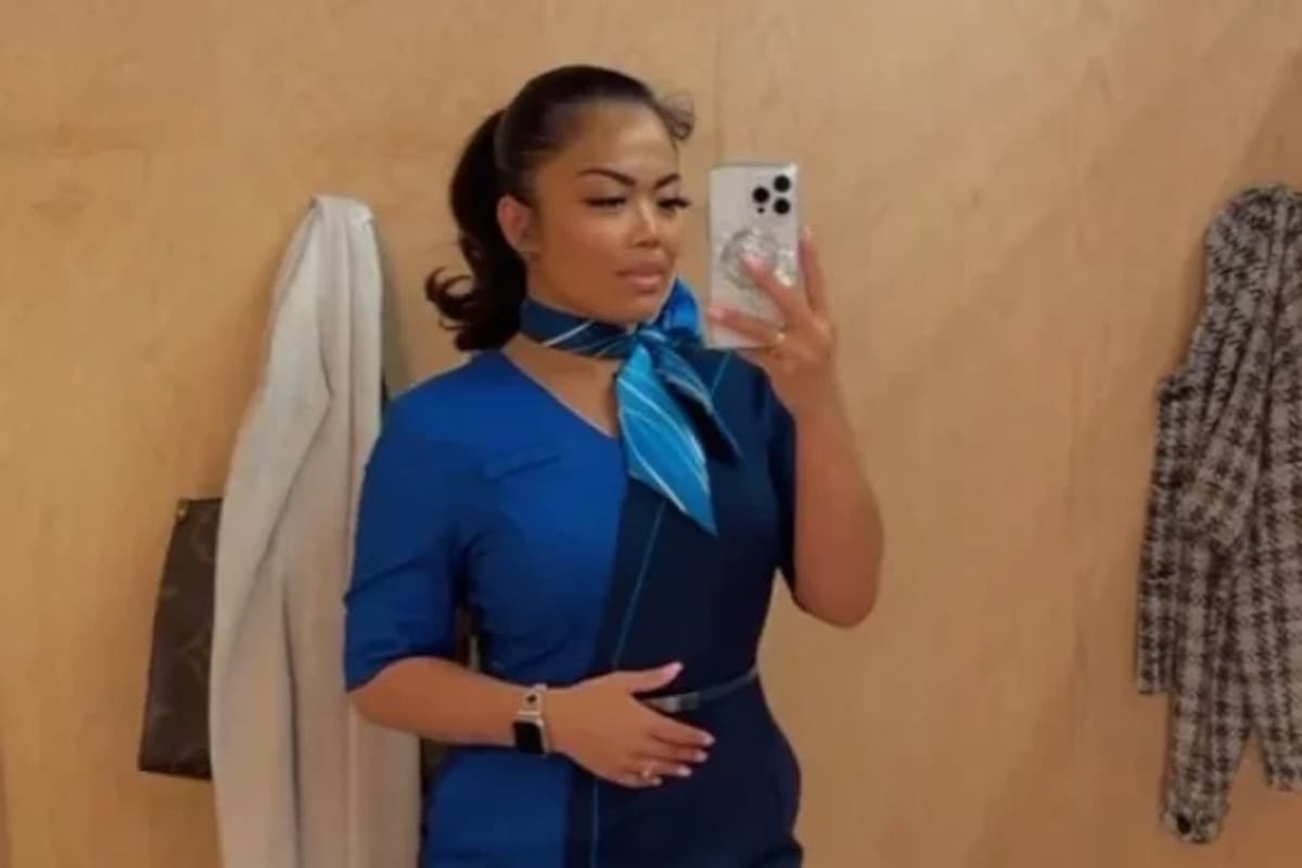 Una azafata fue despedida tras publicar en las redes sociales un video en el que aparece haciendo 'twerking' en un avión de Alaska Airlines. / Redes sociales