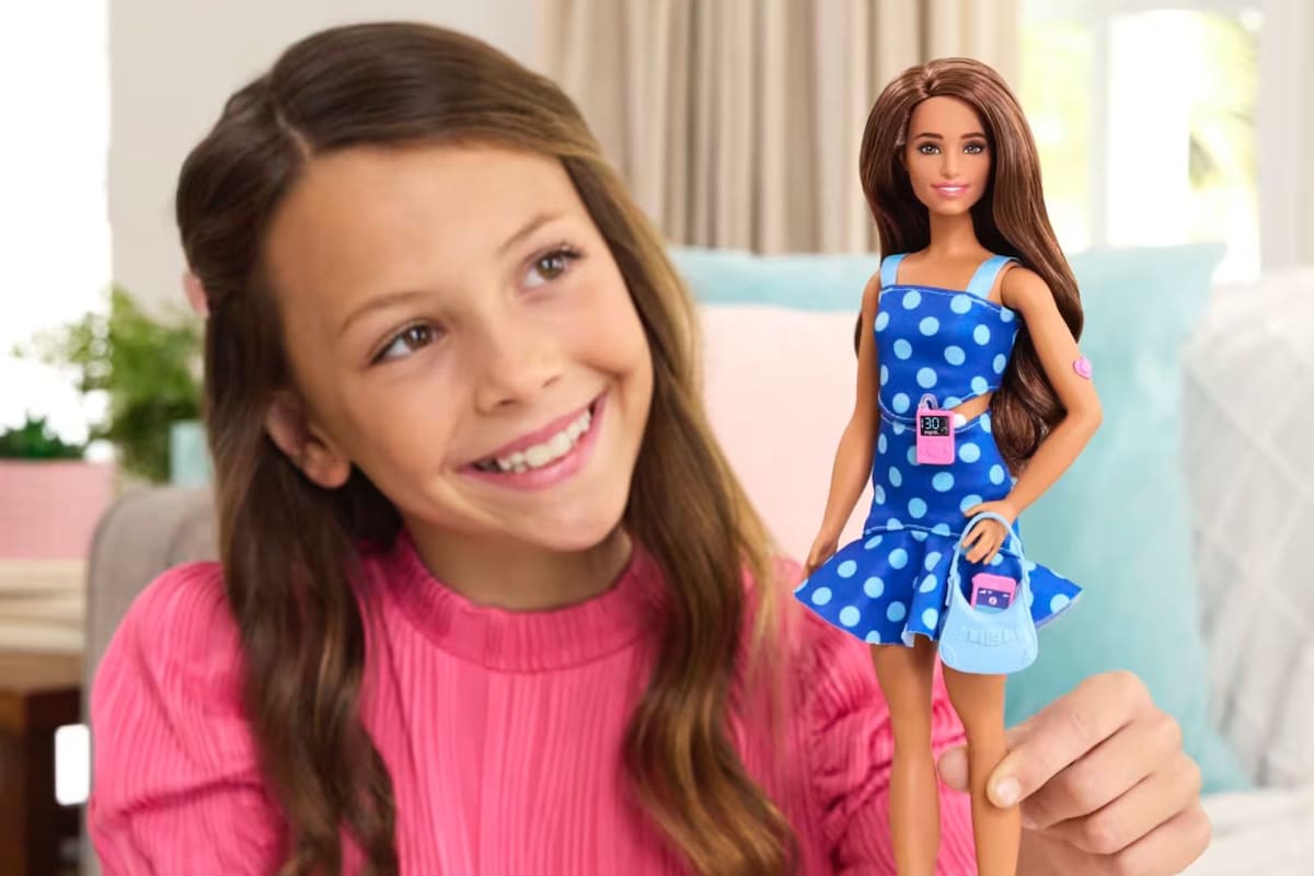 Así luce la primera Barbie con diabetes
