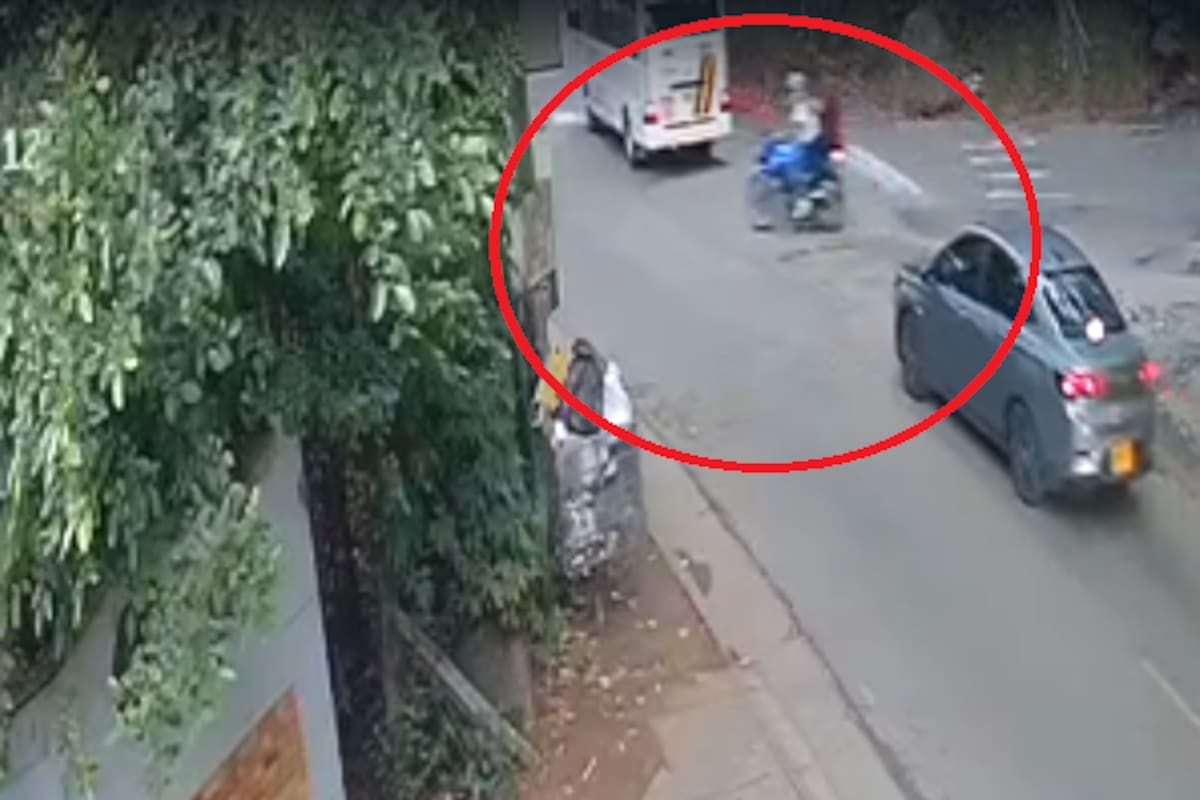 Una cámara de seguridad registró los últimos segundos del recorrido de la motocicleta antes del fatal impacto.