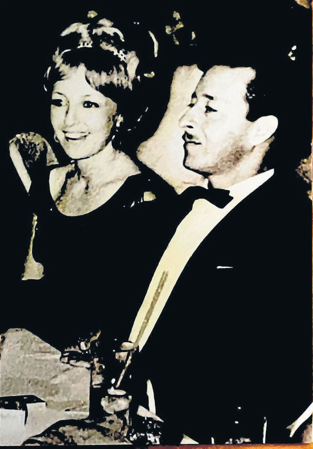 Emilia Gómez de Carreño y su esposo, el médico anestesiólogo Abelardo Carreño, en una fiesta.