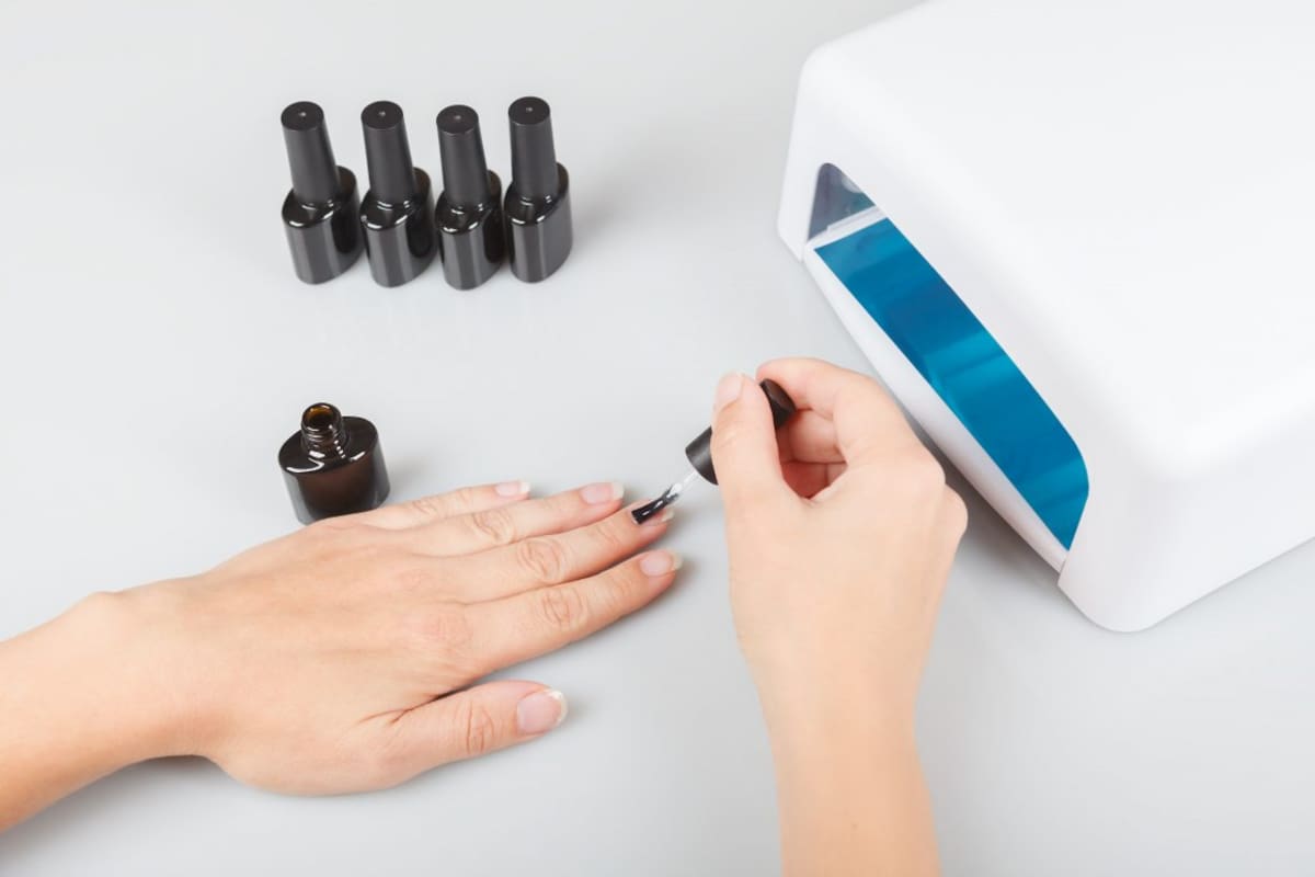 Uñas semipermanentes