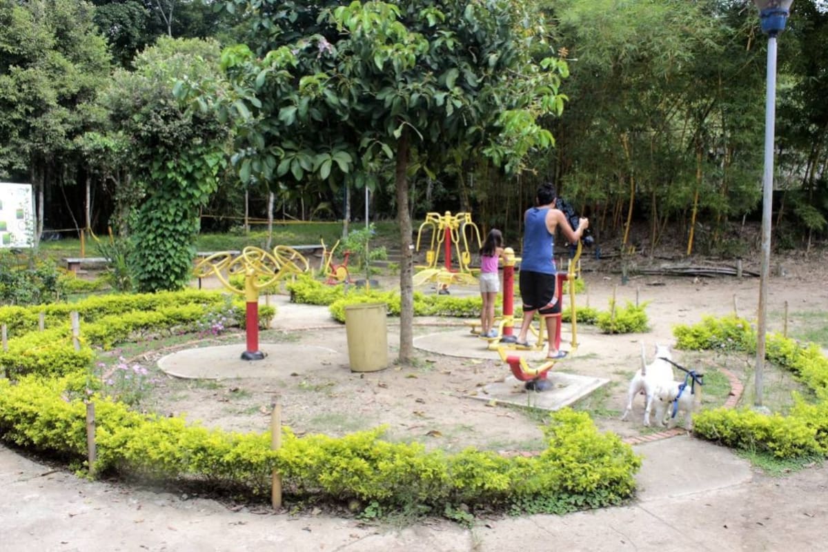 Este es el gimnasio al aire libre del que gozan los cerca de 4.000 habitantes del sector, como una alternativa sana de esparcimiento y deporte.