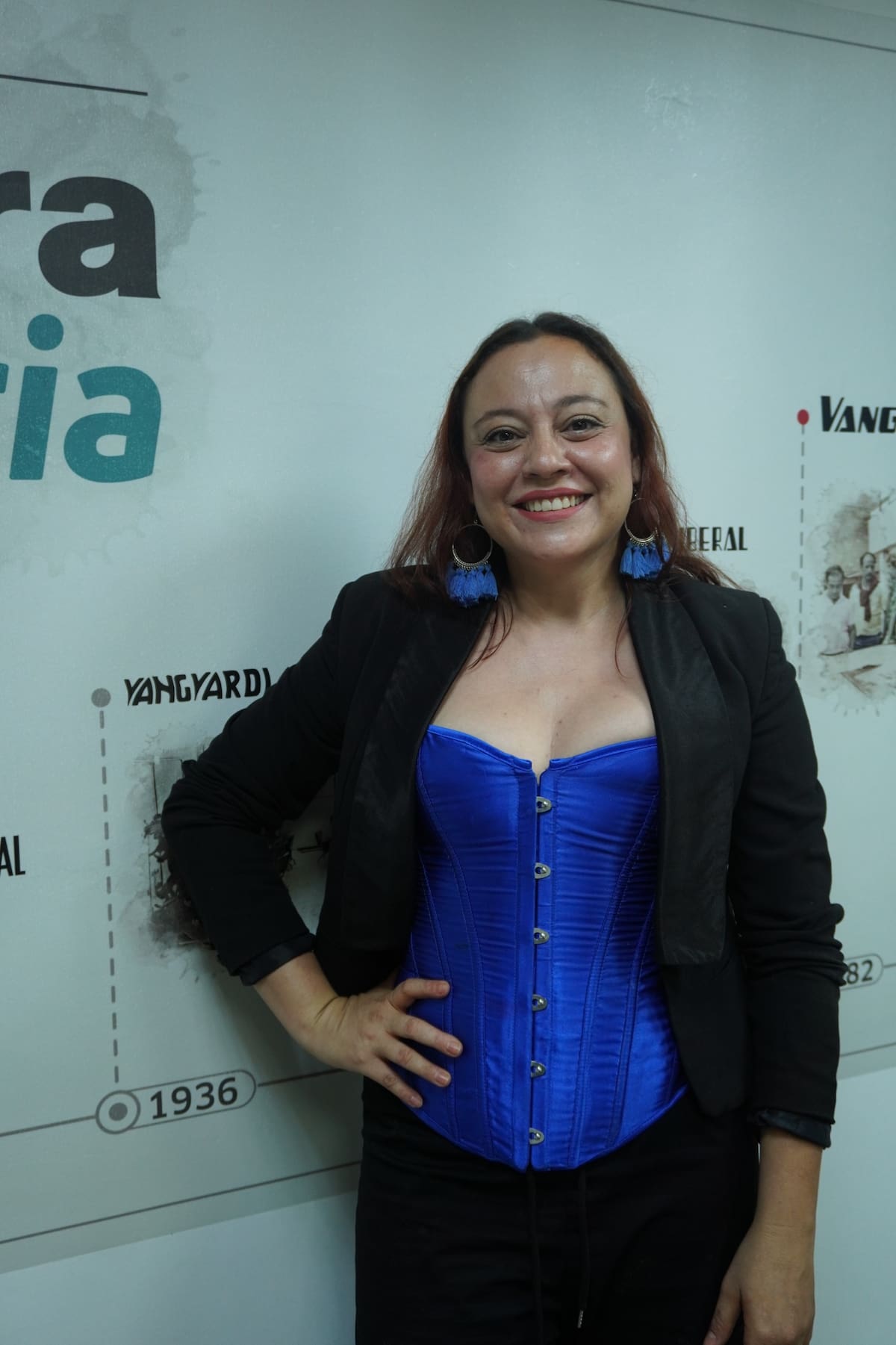 Jennifer, víctima del conflicto y emprendedora de Chocolates Amor, se formó en el SENA gracias a una convocatoria de la Unidad para las Víctimas. Hoy acompaña a otras mujeres sobrevivientes en Santander.