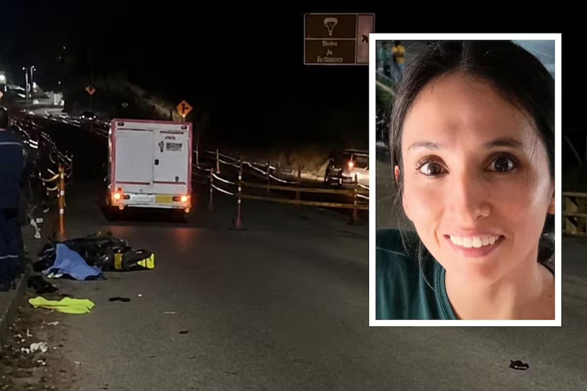 Unidades de tránsito investigan el accidente en el que murió Matyury Esperanza Martínez Martínez.
