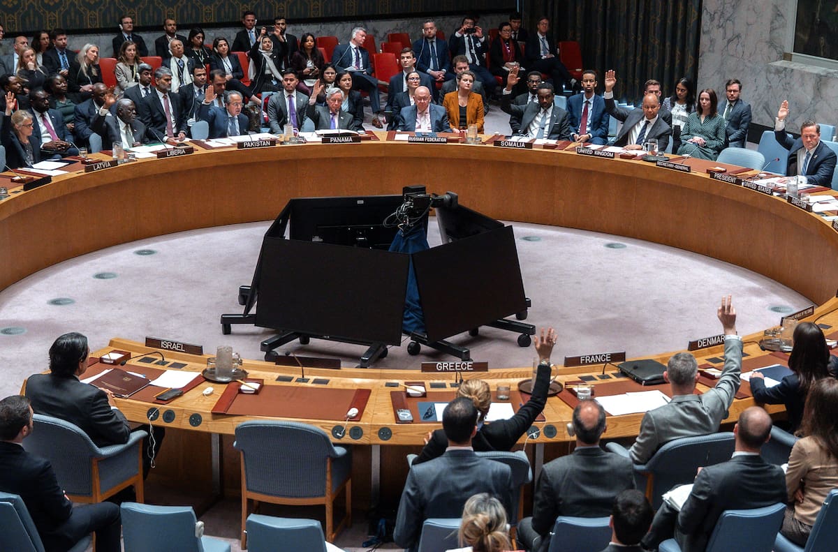 New York (United States), 11/03/2026.- Members of the United Nations Security Council (UNSC) vote in favor of a draft resolution presented by Bahrain on behalf of the member states of the Gulf Cooperation Council (GCC) regarding the current crisis in the Middle East at the UN headquarters in New York, New York, USA, 11 March 2026. (Bahrein, Nueva York) EFE/EPA/OLGA FEDOROVA