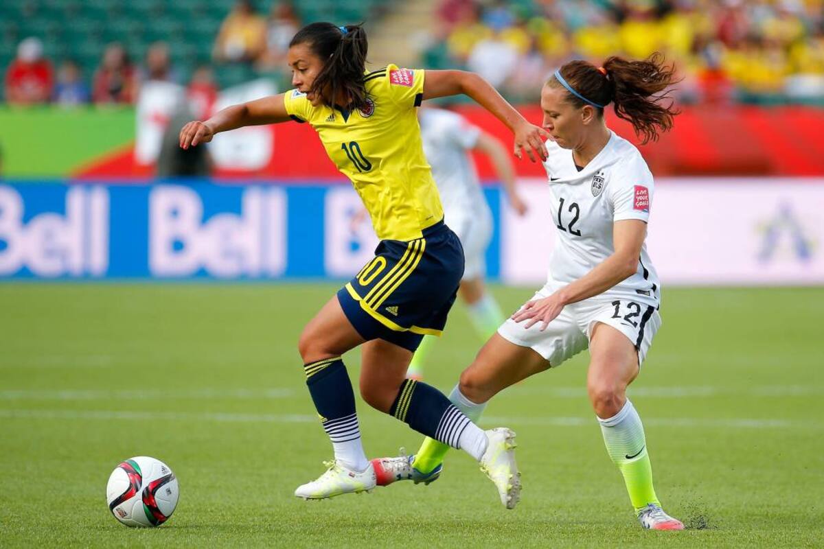 La futbolista santandereana Yoreli Rincón Torres ahora jugará con el equipo noruego Avaldsnes, luego de un corto paso por el balompié italiano. La mediocampista no participará en los Juegos Panamericanos, debido a que debe iniciar la pretemporada con su nuevo club. (Foto: Archivo / VANGUARDIA LIBERAL)