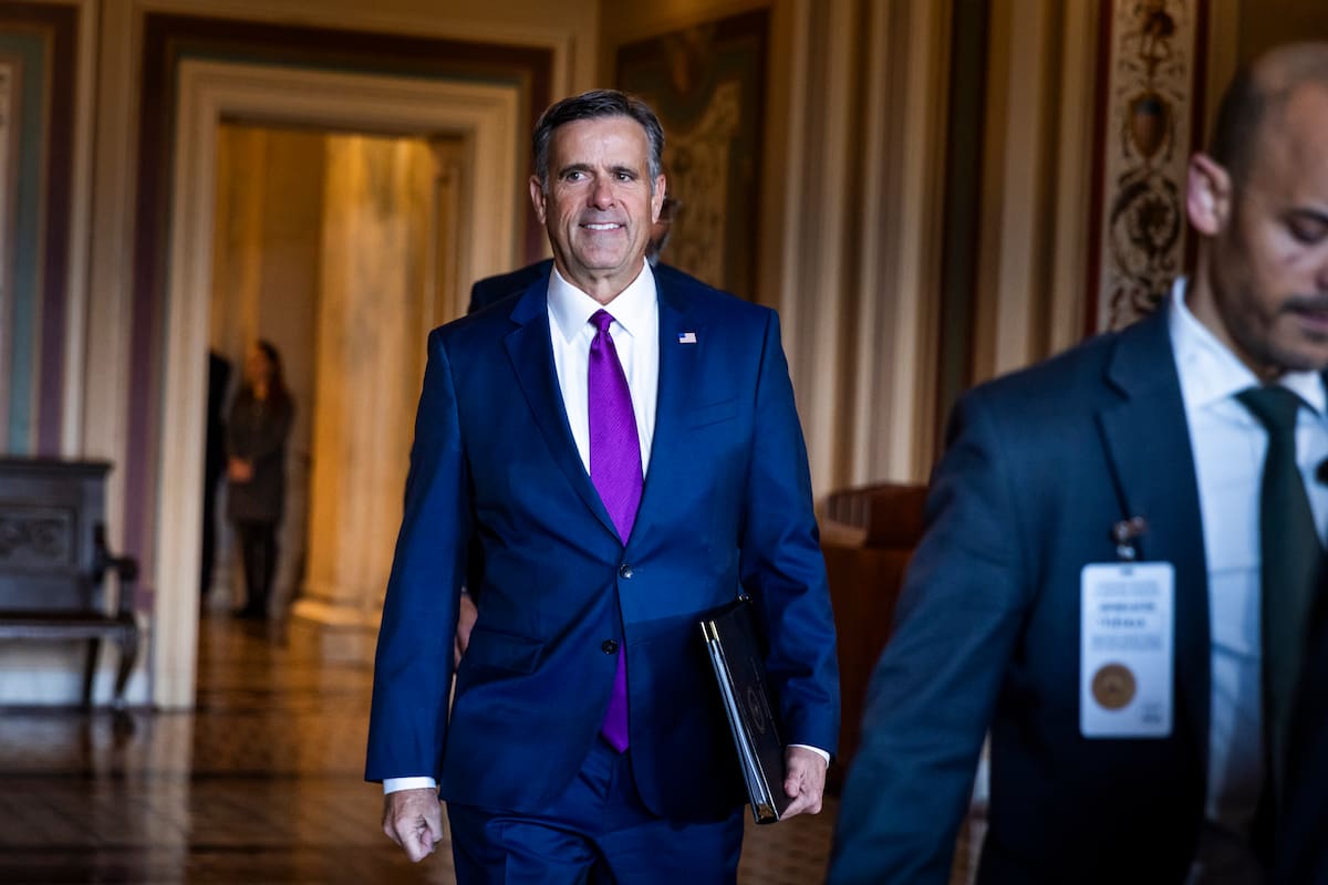 WASHINGTON (United States), 07/01/2026.- Director of the Central Intelligence Agency (CIA) John Ratcliffe arrives to brief US Senators about the capture of Venezuelan President Nicolas Maduro in the US Capitol in Washington, DC, USA, 07 January 2026. After briefing the Senators, Trump administration officials are expected to brief House lawmakers. EFE/EPA/JIM LO SCALZO