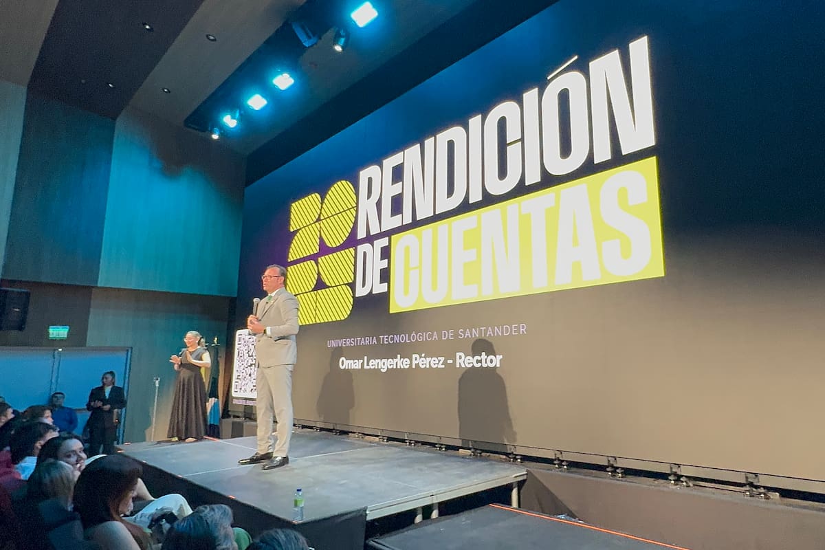 El rector de la UTS, Omar Lengerke Pérez recordó que nunca antes ese centro de educación superior había tenido tantos estudiantes como ahora: 30.689 y lo mejor es que 98 % de ellos estudian gratis.