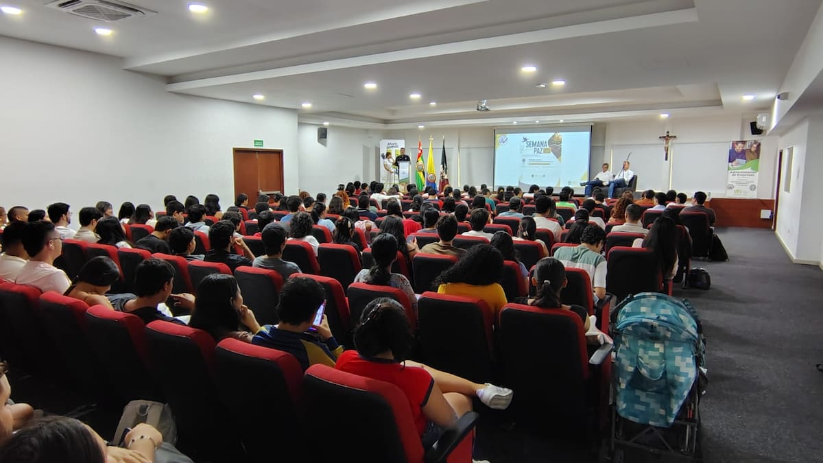 En el auditorio de la UTS se abrió una jornada de reflexión sobre el campo y la construcción de paz.