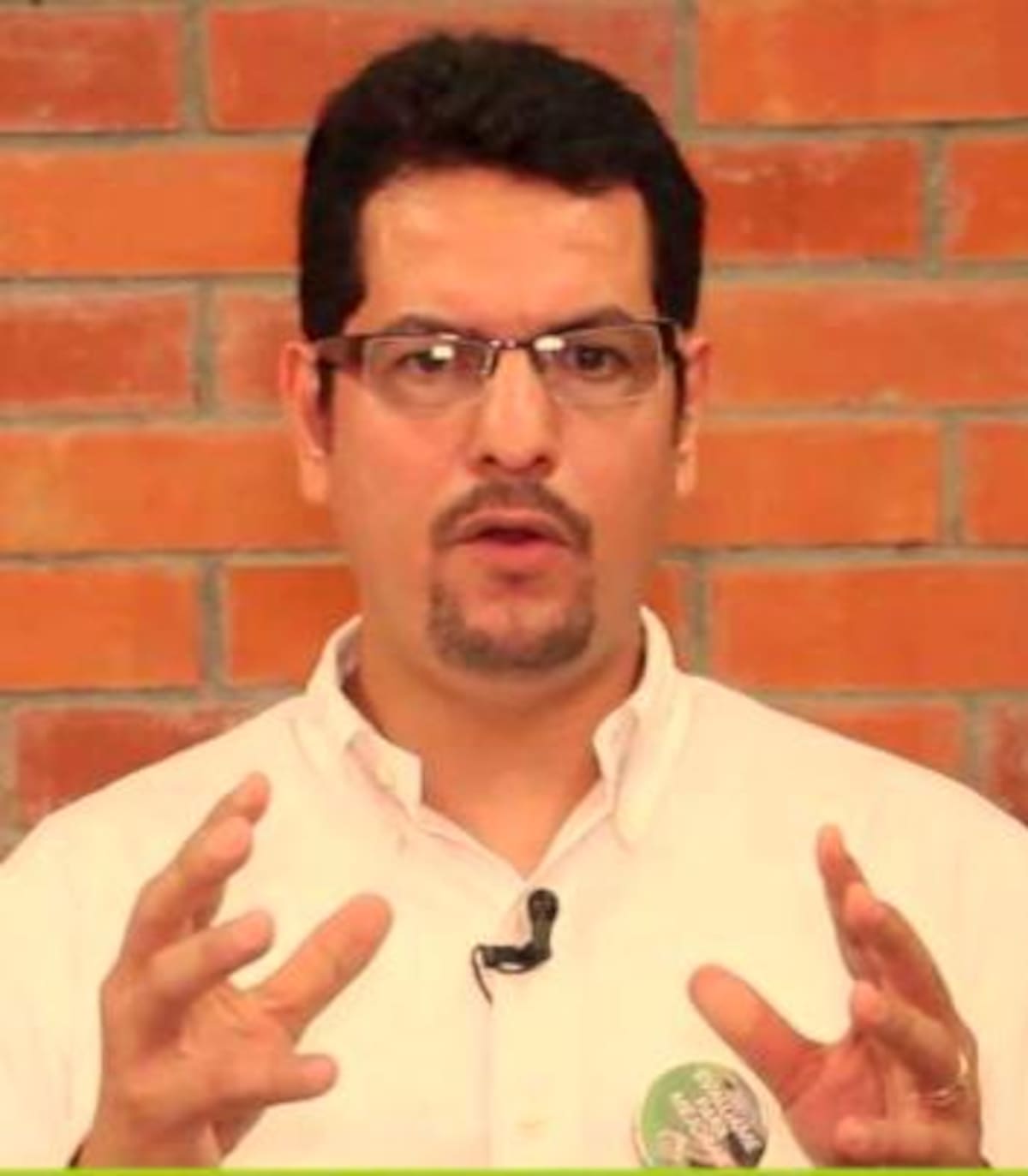 Jesús Vargas, licenciado en Filosofía y Educación; además es magíster en educación superior.
