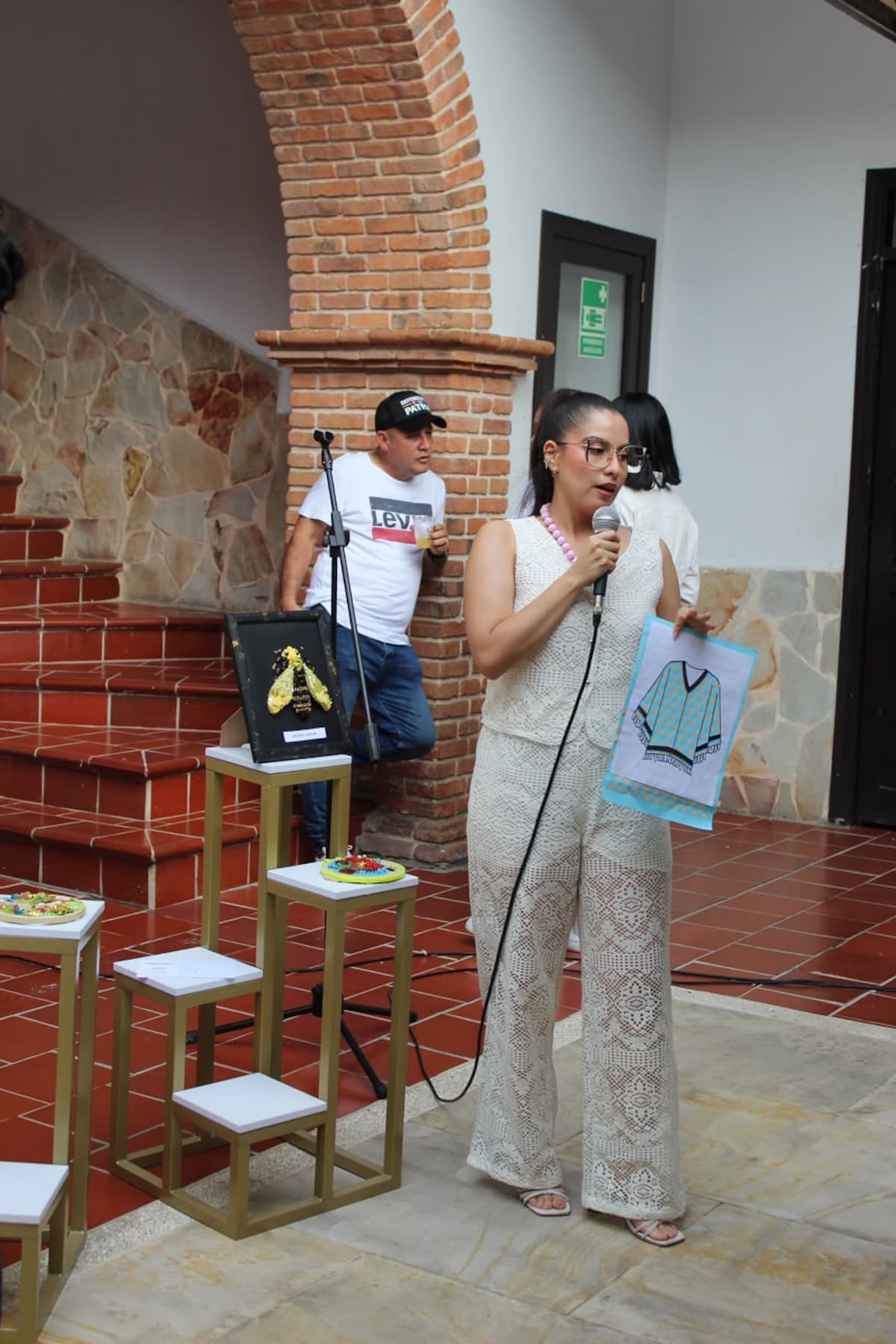 La fuerza creadora de las mujeres que preservan la cultura.