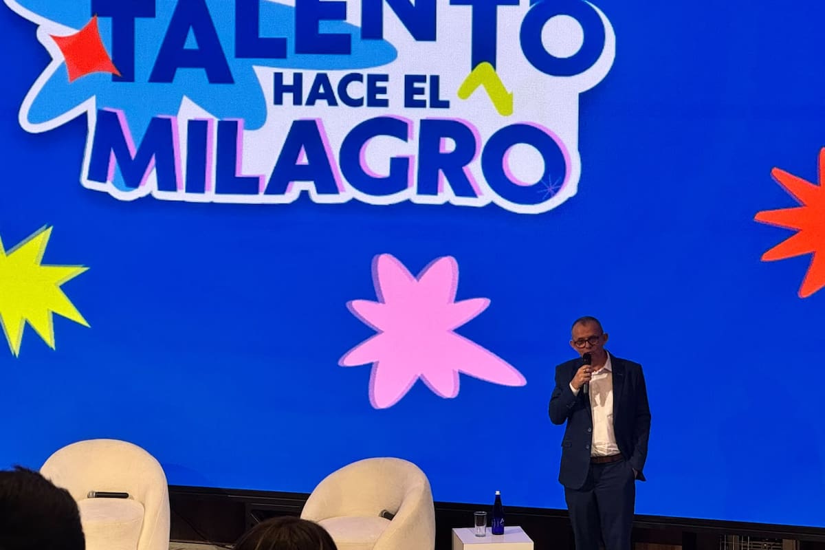 Alberto Serrano, rector de la UTS, dio apertura al lanzamiento de las convocatorias 2027 de Icetex.
