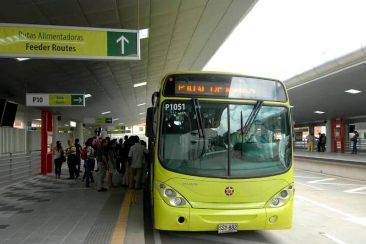 Para capitalizar a Metrolínea se requieren cerca de $600.000 millones. El otro camino es la liquidación de la empresa y la creación de un nuevo ente gestor que se encargue del Sitm. (Fotos: Archivo / VANGUARDIA)