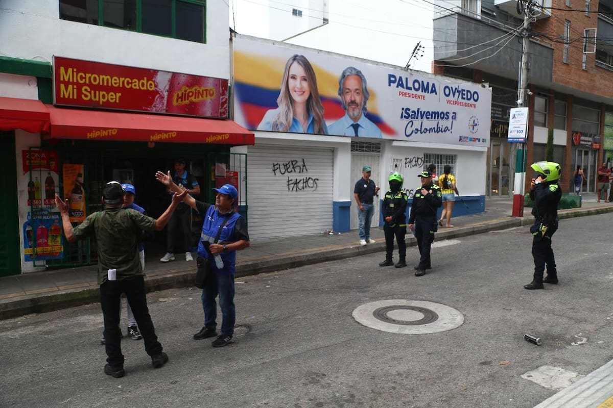 Vandalizan nuevamente la sede de Paloma Valencia en Bucaramanga | Foto Jaime Moreno / Vanguardia