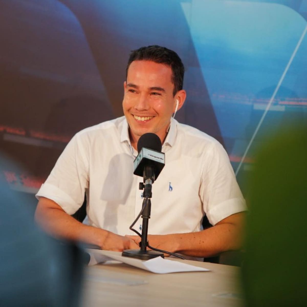 Néstor González