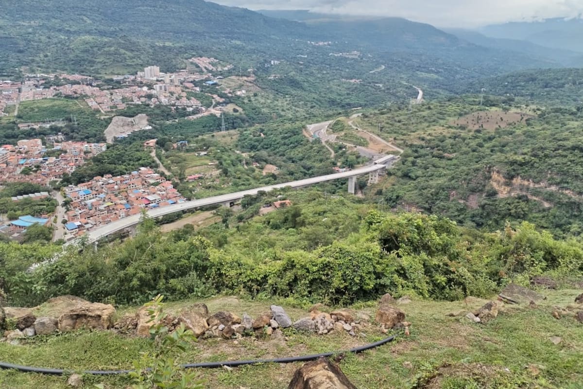 La Variante de San Gil permanece sin trabajos desde julio de 2024.Archivo/VANGUARDIA
