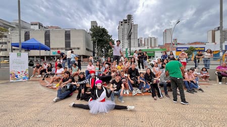 El espectáculo que cuenta historias sin hablar y llegará a escenarios de Bucaramanga