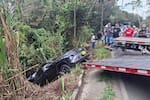 Vehículo cayó por un barranco en la vía hacia la Mesa de Los Santos y generó congestión