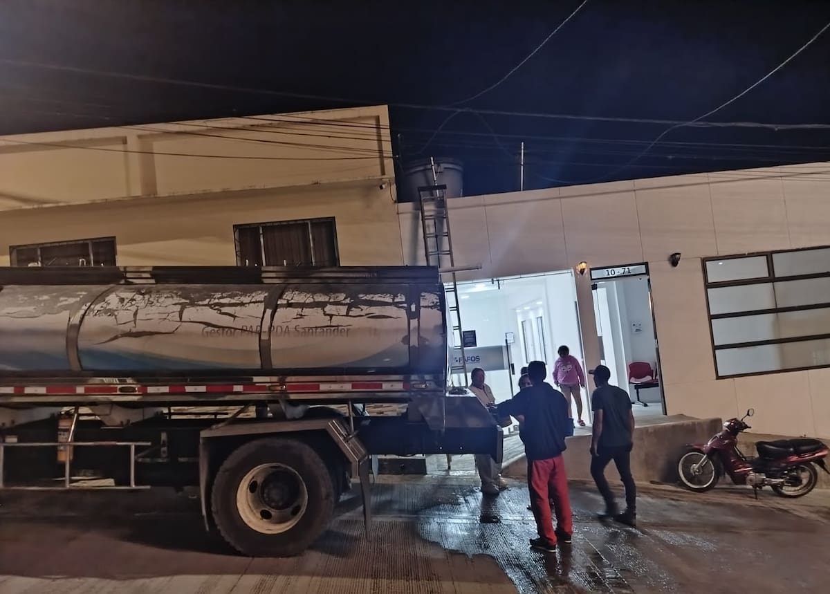 El servicio de agua depende de 4 carrotanques.