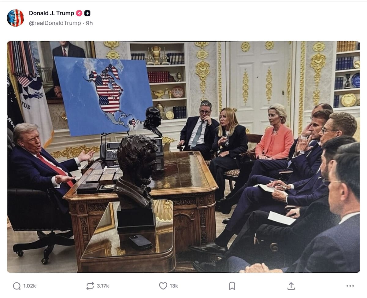 Fotografía tomada de la cuenta oficial @realDonaldTrump en la red social Truth Social. Trump publicó en su red social una fotografía con una imagen generada con Inteligencia Artificial (IA) de un mapa de América en el que Venezuela, Groenlandia y Canadá aparecen como territorios estadounidenses. EFE/ @realdonaldtrump.